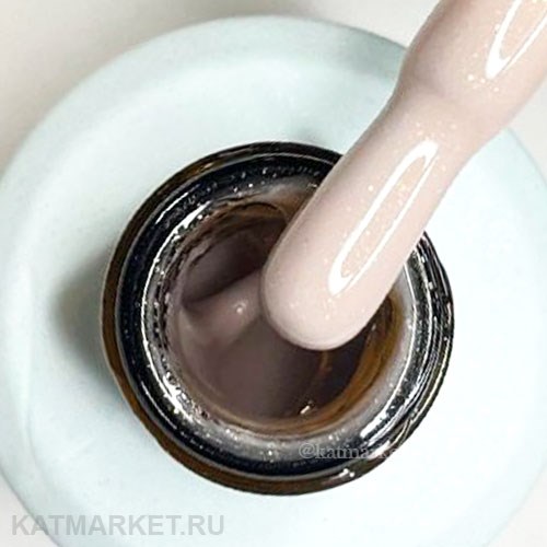 BSG 20мл Konfityur 30 Жёсткий гель в бутылочке низкой вязкости Бежевый с золотым мерцанием, неплотный 12706030