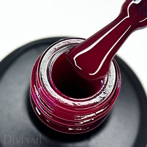 Divinail 15мл Burgundy 80 Классическая серия 12307080