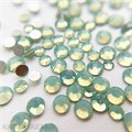 Стразы Опал разноразмерные в баночке 100шт зеленые 61308103